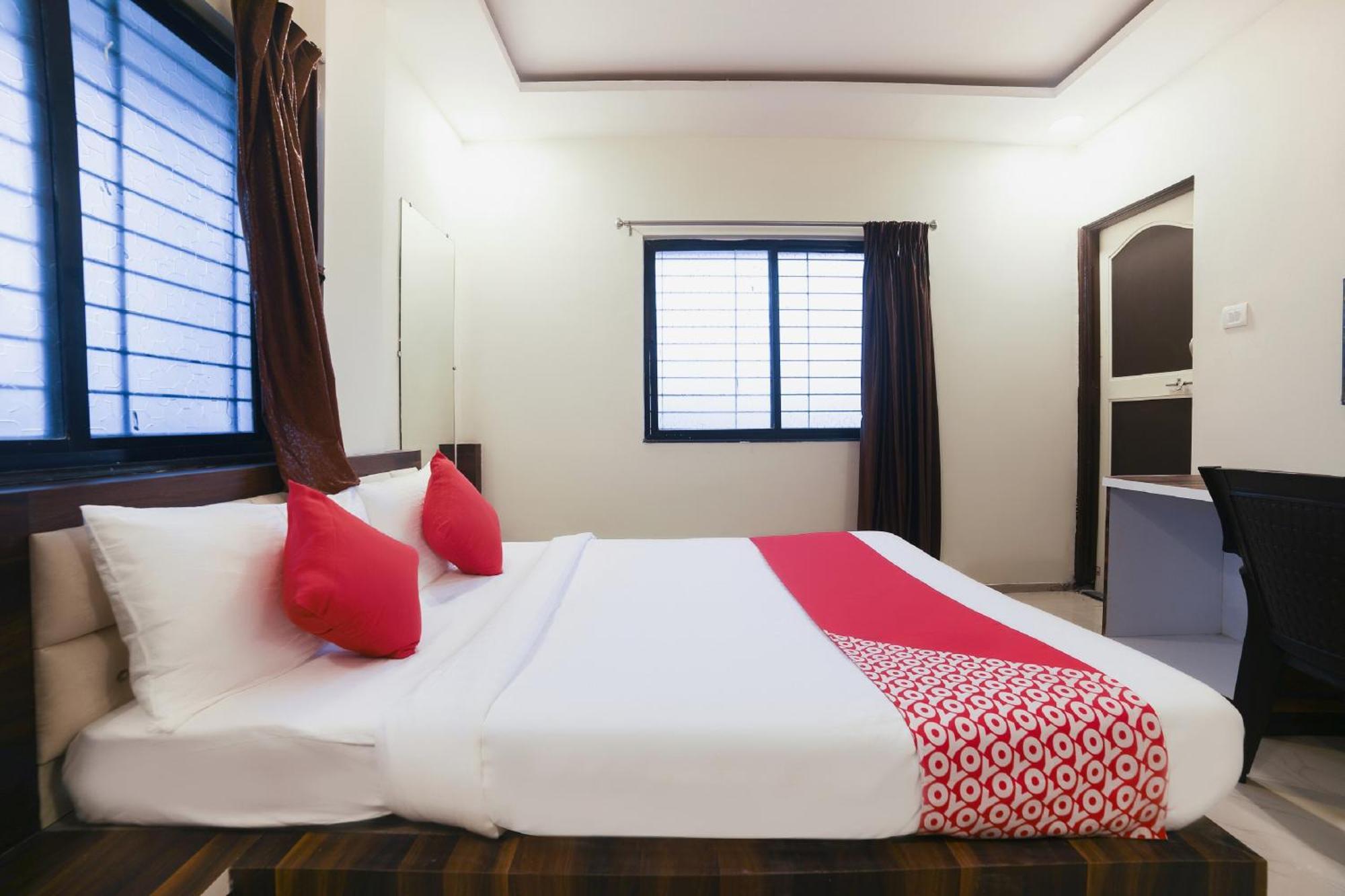 Hotel O Club Metro Нагпур Екстериор снимка