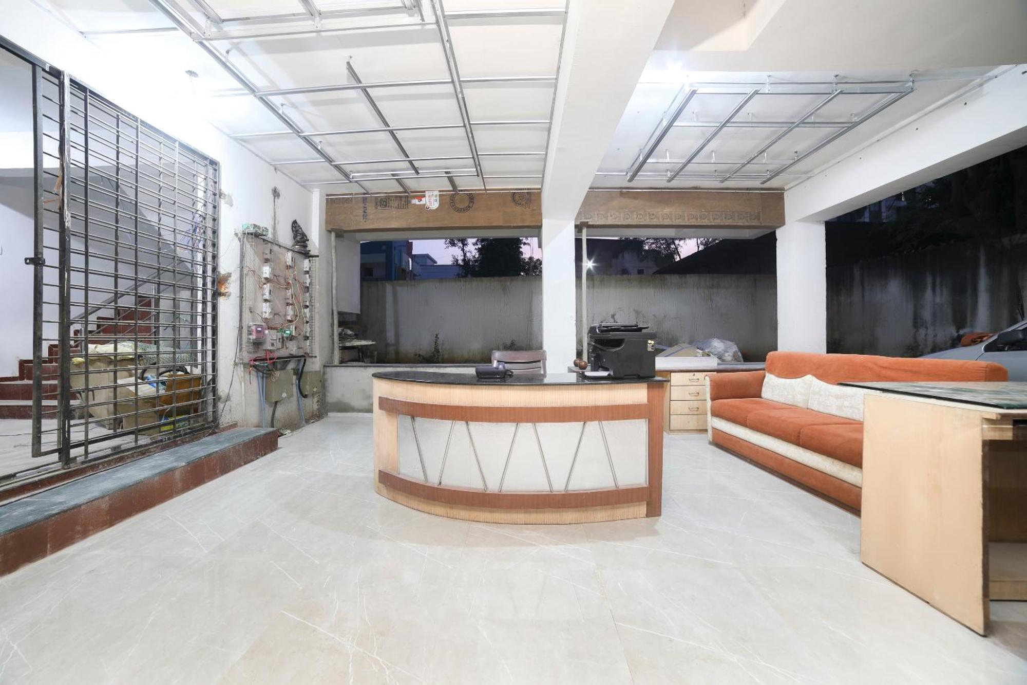Hotel O Club Metro Нагпур Екстериор снимка