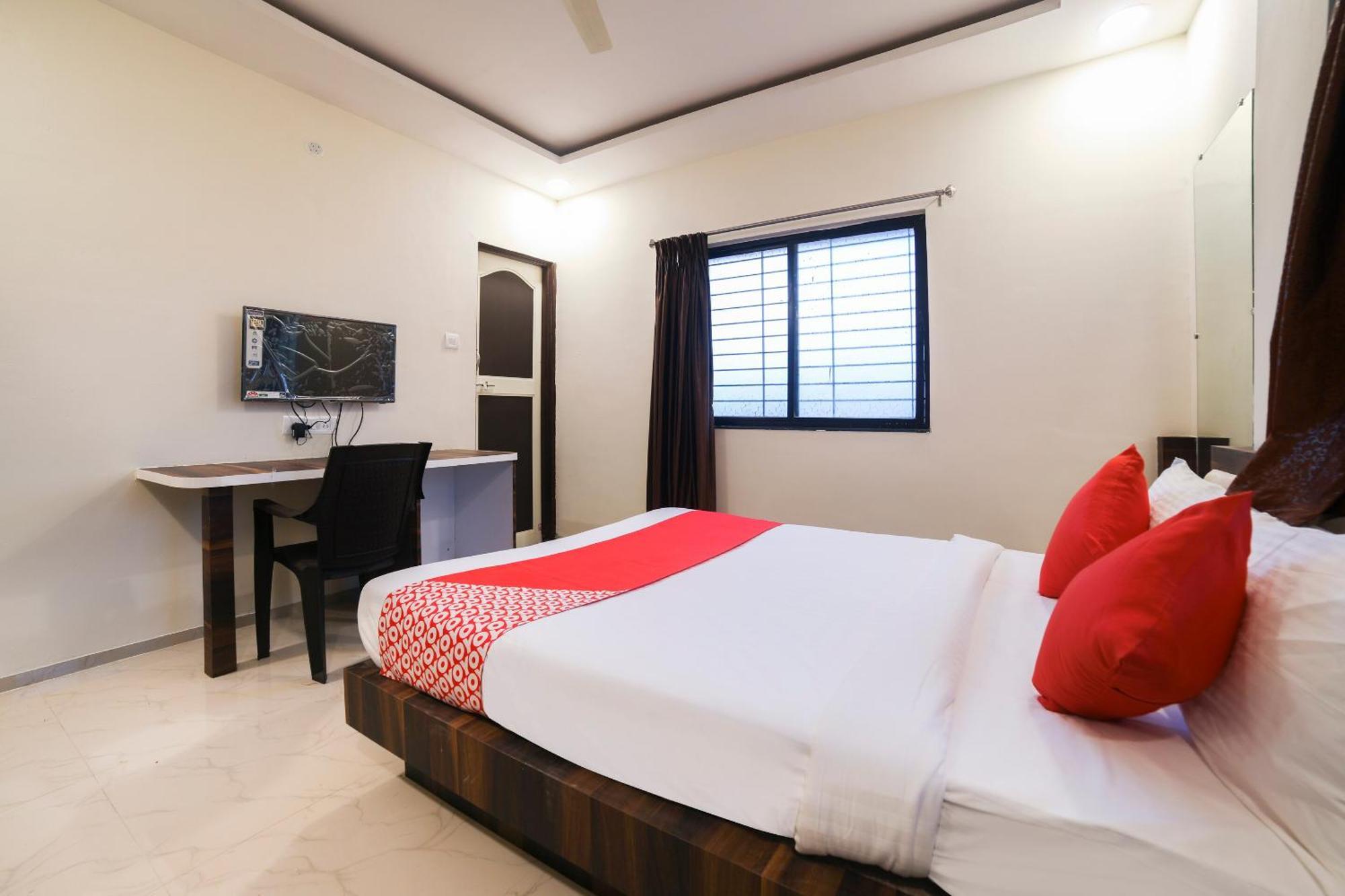 Hotel O Club Metro Нагпур Екстериор снимка