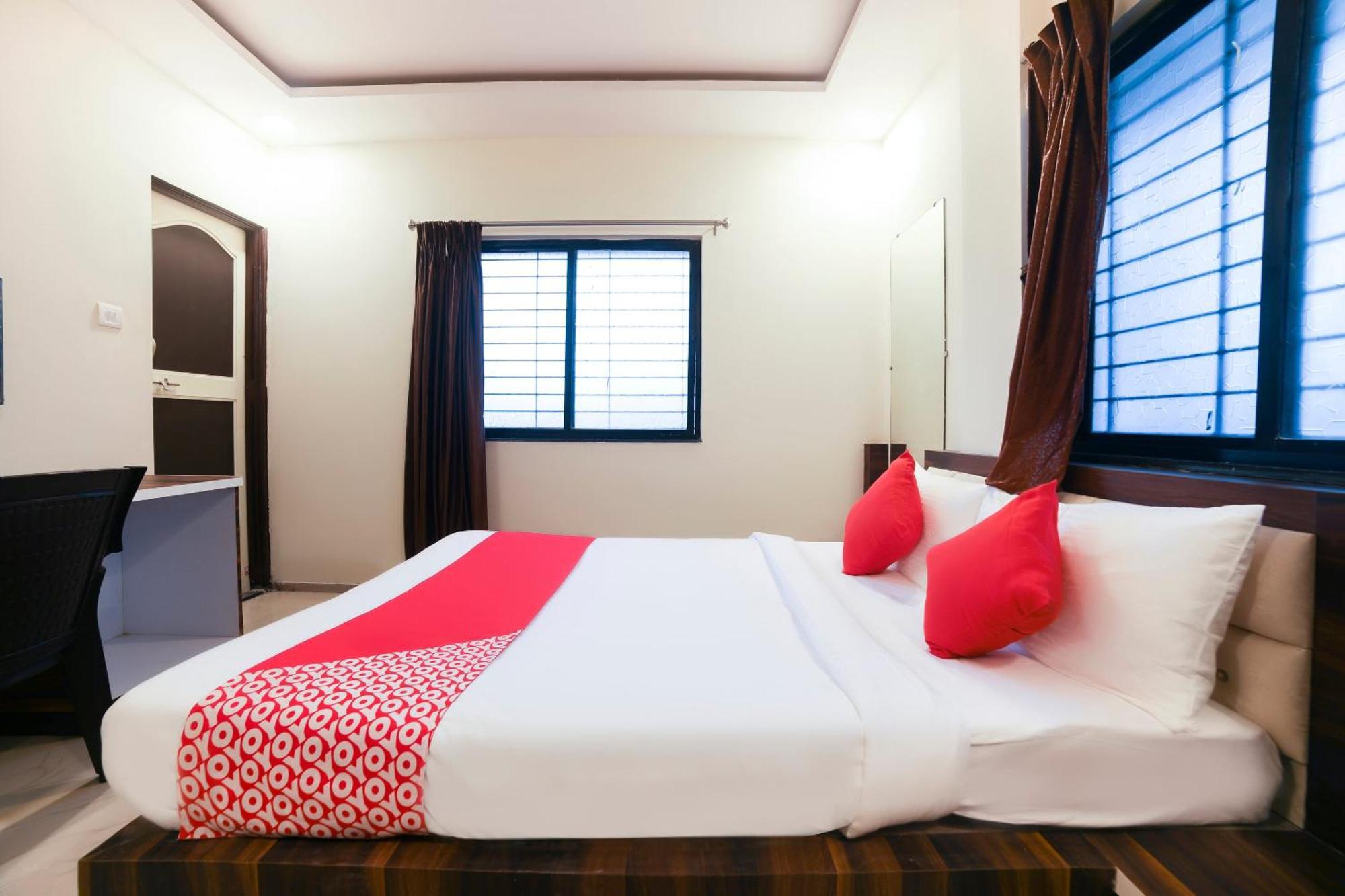 Hotel O Club Metro Нагпур Екстериор снимка
